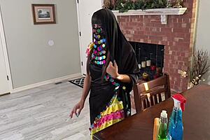 Amira Ali Masturbates