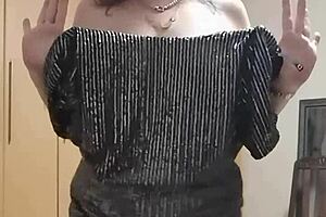 Hot South African babe strips naked on webcam, shows sexy body ready for teen student POV 😏