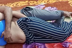 Hot desi bhabhi gets fucked by her bf