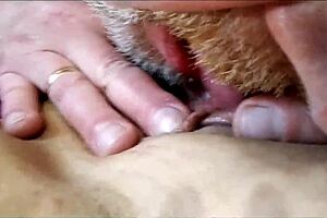 艾米热辣熟女从彼得·斯通那里接受猛烈撞击