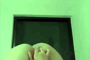 I snapped photos of Doña Mary in tight leggings at the gym. Latina milf with an amazing ass.