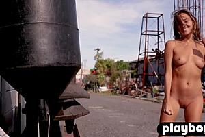 sexy perfect ass babe exposed sexy body and redhead babe exposed sexy body