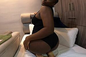 Big tits stepsister invites groping, then sucks submissively