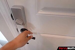 Pervymother - Step Mom And Stepson Couldn't Hold Their Urges To Fuck In The Dinner