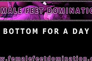 Dominant Brunette Milf Forces Foot Smelling And Face Sitting With Hand Over Mouth!