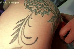 How does rosa handle squirting and anal?