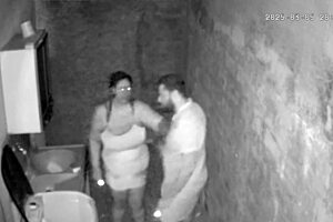 camera escondida flagra madrasta fudendo com seu enteado