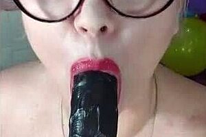 Sexy chubby stepmom enjoys some solo time as a hot mature lady