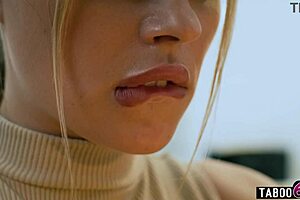 casey calvert and anna claire clouds lick pussies in office lesbian muff diving