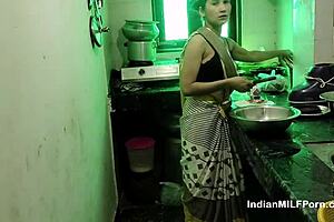 性感印度女仆硬核口交内射
