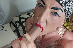 I am the most bitch and vicious fucking with squirting and deepthroat