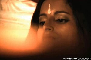 Indian Lady Performs Sacred Ritual With Sensual Erotic Touches!
