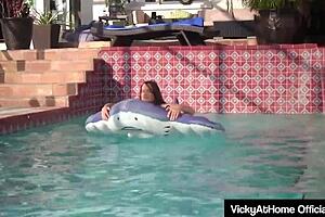 milf vicky vette and her hot friend teal conrad eat pussy by the pool