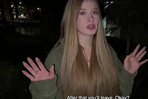 Meeting pornstar Comatozze on the street for a lucky encounter