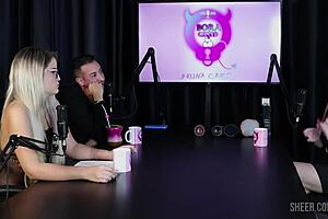 can you watch mary red queen's cuckold sessions with bruna carlos?