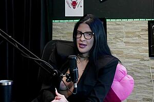 gosta de dar o cu deu dicas para um bom sexo anal casou com um cliente mas n�o se ver preparada para um relacionamento - leticia braga watch on sheer red