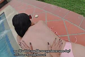 Are these sexy Colombian lesbians making love with muff diving?