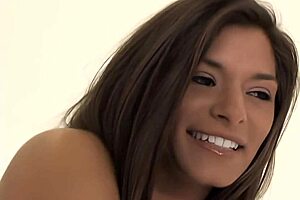 Madelyn Marie Does Her Man Right