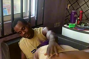 home alone, licking that big bbw pussy