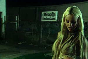 blonde milf carmen luvana fucks in stockings outdoors