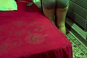 The guy brought a new friend to fuck belinha