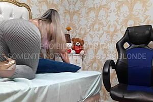 latina says, 'wiggle huge butt in leggings dancing'