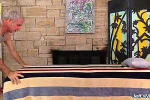 18-Year-Old Blonde Nicole Ray Gets It On With Her Well Hung Boyfriend