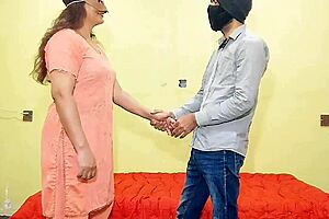 desi bhabhi getting pounded doggystyle 😈