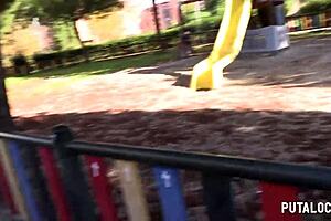 putalocura catches roma amor masturbating a beautiful latina