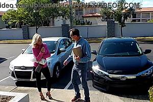 perks of being a delivery driver with housewife