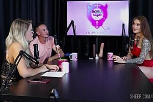 Watch Tati Weg And Bruna Carlos' Public Swingers Sex On Bora Cast 😏