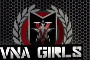 Bobbi Eden licks wet pussy in lesbian scene 😍