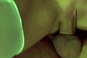 萊莉埃文斯熟女群交派對