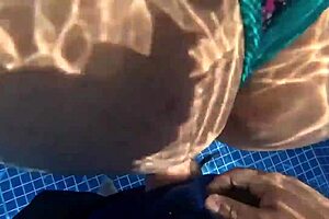 Milf Prefers Dick Over Food In Pool