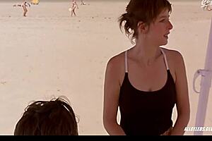 clotilde courau and charlotte rampling kiss passionately