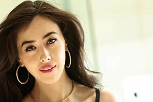 brunette bombshell gets banged by vince karter and chloe surreal