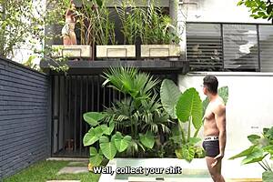 巨臀继母扑上巨屌猛干！