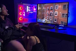 wife competing against spider-man game