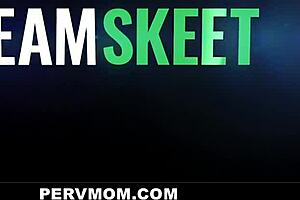 Busty Stepmom Shows Shaved Pussy And Blows Me