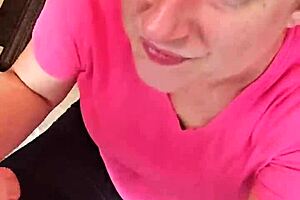 oh wow, that deepthroat blowjob looks incredible