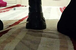 chubby fox solo playing with buttplug and cum lube