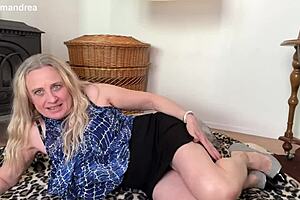 Completely Oiled I Fist My Hot Prolapse Pussy to Orgasm!