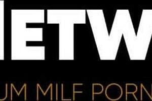 Chris Wants Wild Sex Experiments!