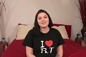 do these desperate amateurs crimson pearl savanna kate lexi get their pussies stretched?