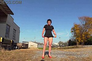 Is this mature wife flashing her asshole while walking the docks bottomless?