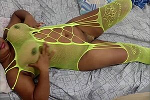 i drnk milk from his big dik in lingrie with saggy tits