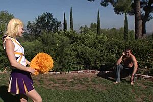 Pom pom girl fucking in outdoor and sucking great cock