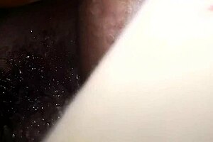 I unintentionally fuck this ebony wife's nice pussy and creampie her while spreading