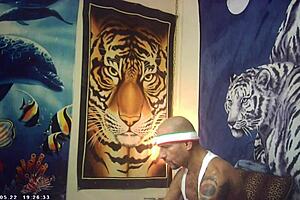 First timer bombshell contrasts tight body with big tits on Italian machine