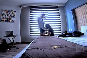 i let my wife fuck a big cock guy in front of me, she's so horny